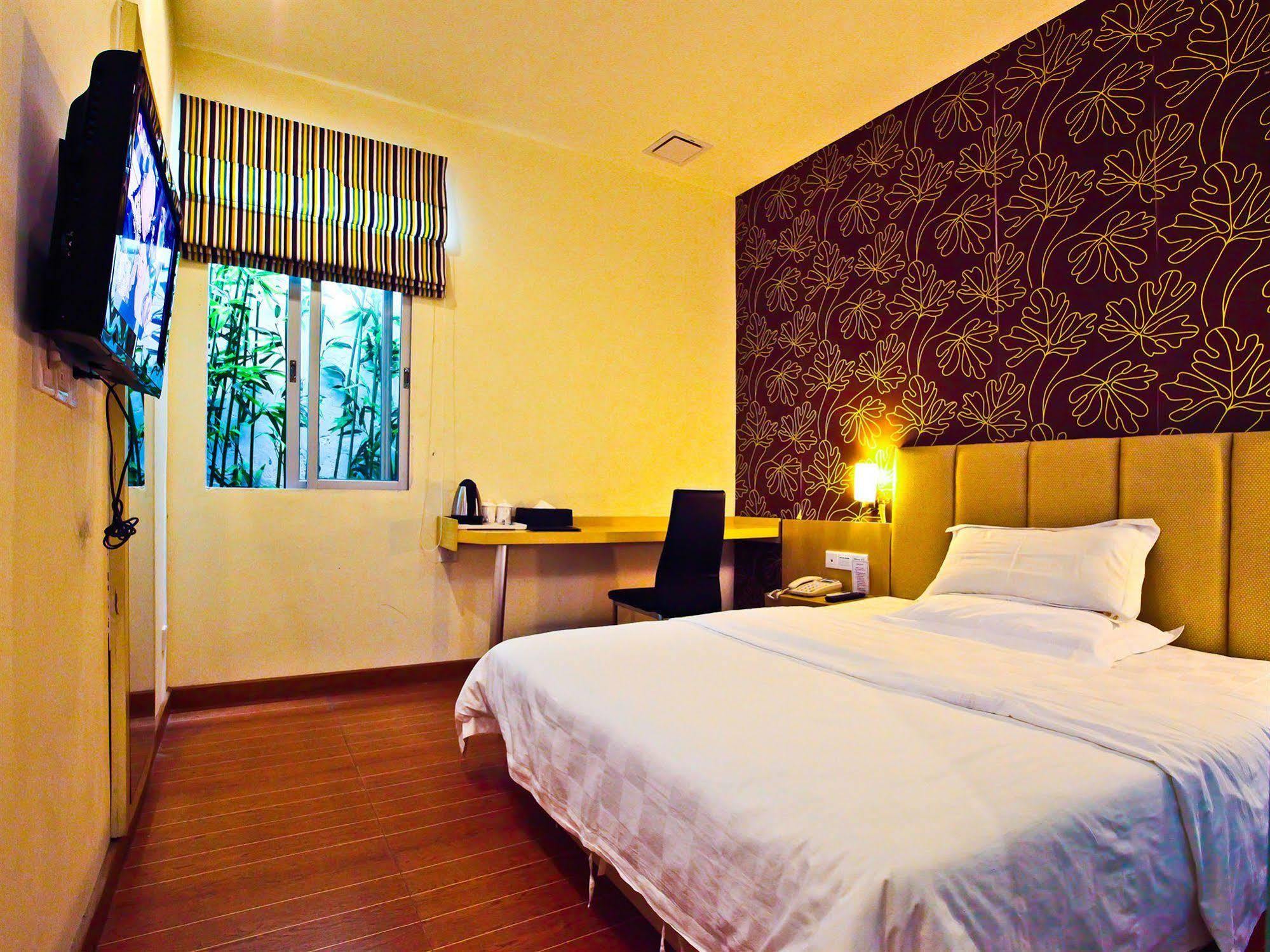 Tavernew Hotel Kanton Zewnętrze zdjęcie